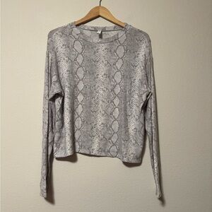 Fornia Gray Snake Print Long Sleeve Top